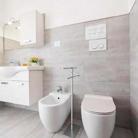 Lucia Apartment *