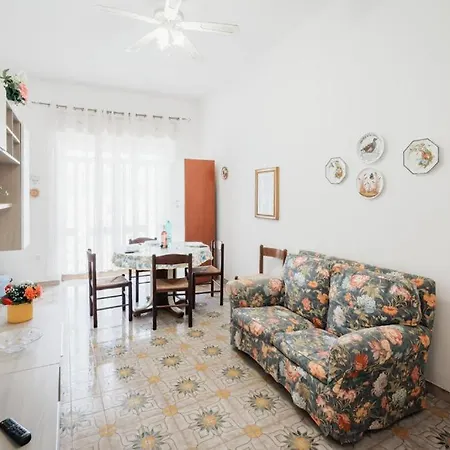 Apartment Lucia Torre Lapillo